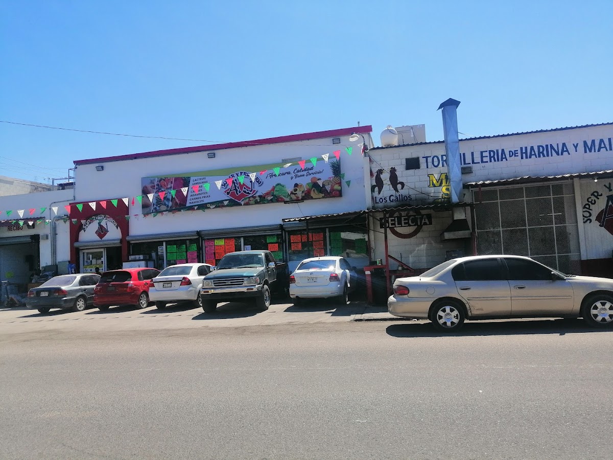 Súper y Frutería LBE